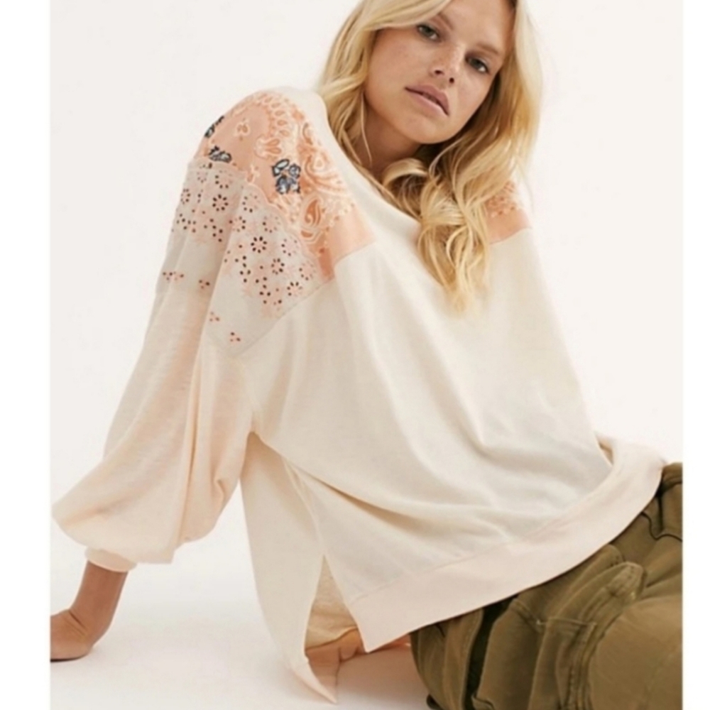 We The Free Feelin It Popover Top size small